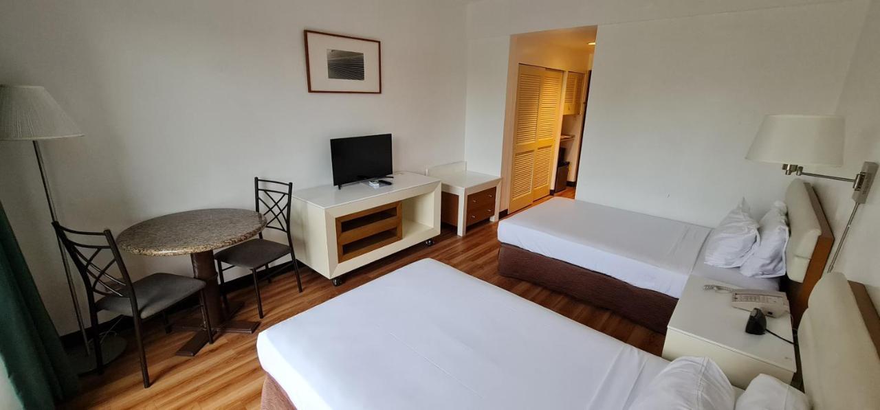 Surestay By Best Western Guam Airport Barrigada Esterno foto